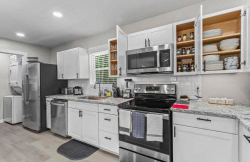 Spacious Mableton Home-Deck/Yard - Foto 6