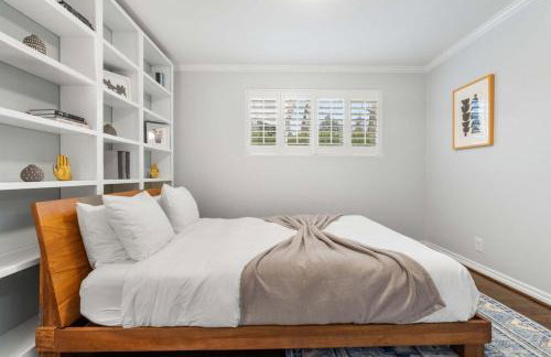 Charming Home in Bellevue Near Downtown n Microsoft - Photo 7