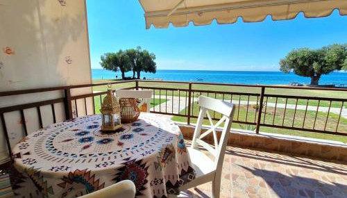 Beautiful summer house by the sea - Foto 1