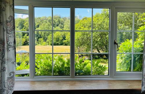 Devon 6-Bed Cottage with Country Views & Parking - Foto 28