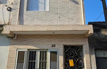 Casa familiar lado do Santuário Nacional de Aparecida SP - Foto 1