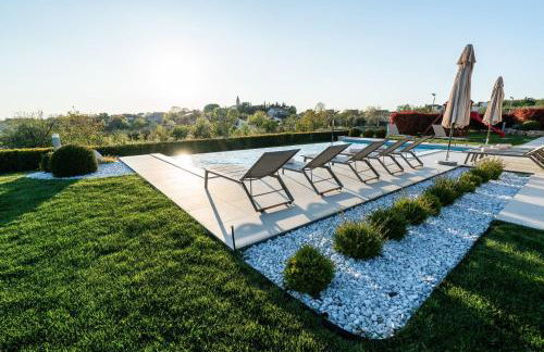 Villa Silvia for 10 people with infinity pool and large playground - Foto 14