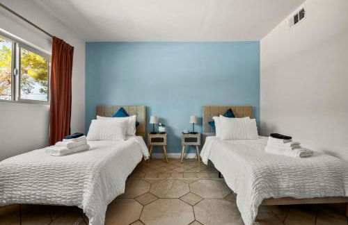 Luxury 6BR Retreat Fast WIFI, Dedicated Workspaces - Foto 50