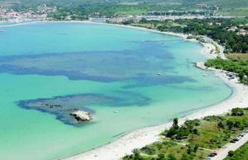 Jardin et 2 chambres centre St Florent - Foto 17