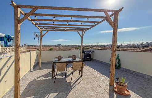 2 Bedroom Stunning Home In Torrevieja - Foto 17