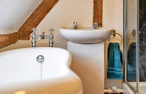 Finest Retreats - Cricketers Cottage - Photo 27