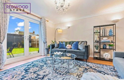 Cozy Family & Contractor Home 3X FREE Parking by Redwood Stays - Foto 2