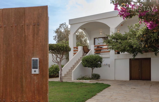 Nami Villa Beach Front Airport by Airstay - Foto 27