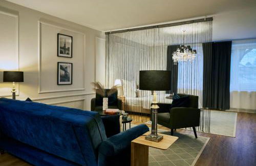 R B Apartment am Airport Hamburg - 1-4 Personen - Küche - Smart TV - Waschtrockner - kostenloser Parkplatz - perfekt für Geschäftsreisende und Familien - Foto 10