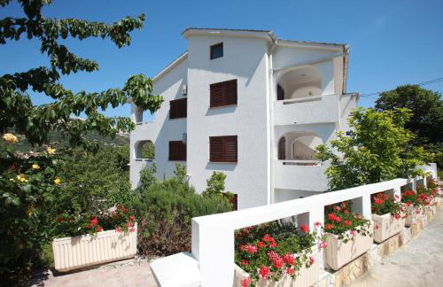 Apartments Juranić - Photo 5