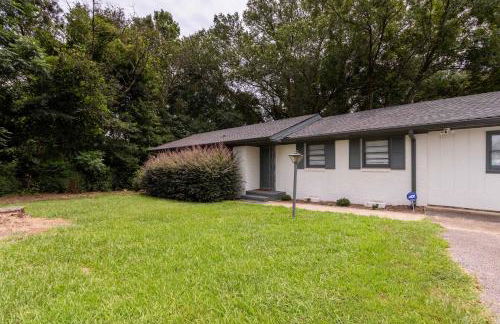 4 BR Sleeps 10 Near UGA & Downtown - Photo 64