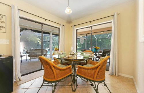 Villa Milano - Electric-heated pool home w/spa in quiet neighborhood & pet-friendly! - SWFL Rentals - Foto 17