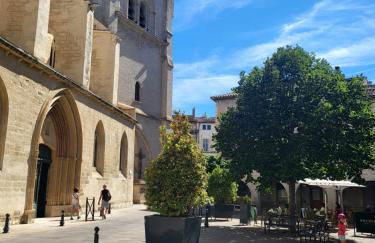 Au Centre de Villeneuve-lès-Avignon - Photo 21