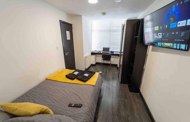 Cosy Ensuite Style Studio Close to University! - Photo 2