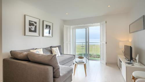 LUXURY BEACHFRONT OUTSTANDING 2 bedroom APARTMENT - Foto 2