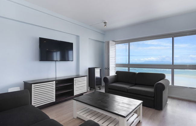 Pip's Place - Photo 2