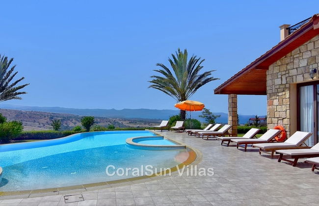 Amazing Luxury Villa, Enormous Heated Pool Jacuzzi, Gym, Games Room In Paphos, - Foto 37