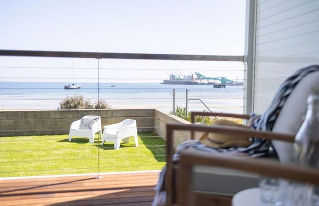 Port Lincoln Beach Front Apartments - Photo 16