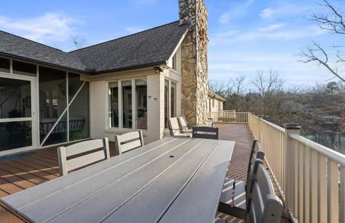 Lake House, Fire Table, Hot Tub, Screened in Porch - Foto 34