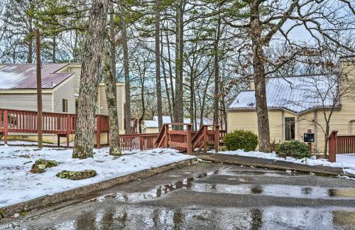 Single-Story Fairfield Bay Condo with Deck! - Foto 28