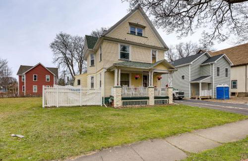 2 Miles to Dtwn! Idyllic Rochester Apt with Hot Tub - Foto 32