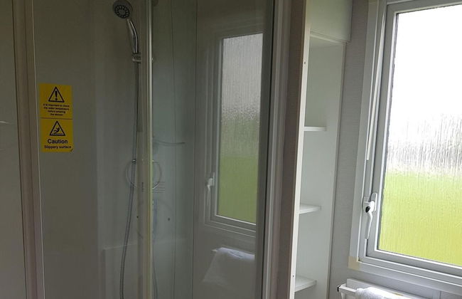 2br-pool-garden-parking-wifi-sleeps6 - Foto 8