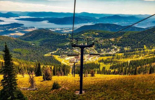 Modern Comfort Near Downtown CDA and Lake - Foto 37