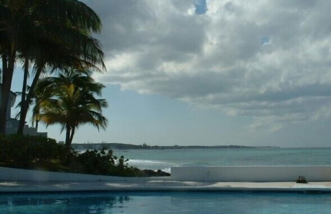 Delaporte Point Oceanfront Townhouse - Foto 1