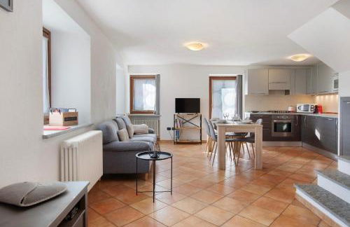 Tra Montagna e Città - Aosta - Foto 27