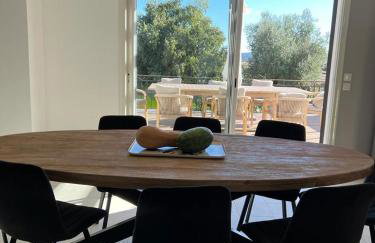 Villa 10 P piscine lagon avec vue époustouflante proche Uzès - Foto 24