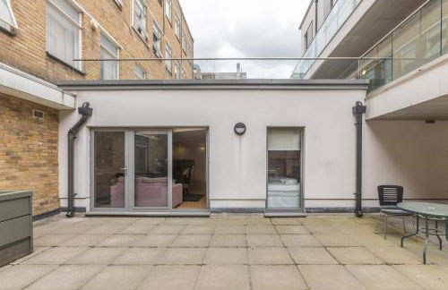 Zone 1 Modern 2 Bed 2 Bath Apt with outdoor space Hyde park - Foto 11