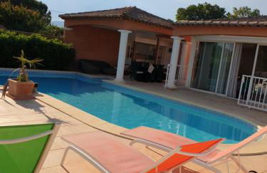 Villa Notre dame plain pied avec piscine privée 8 personnes - Foto 3