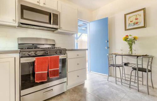 Central House with Pool & Hot Tub - Foto 28