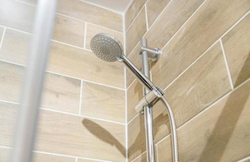 NEW! Stylish 5-Bed Apartment in Stockton-on-tees by Stay With Us, Perfect for Contractors & Large Groups, FREE Parking! - Foto 61