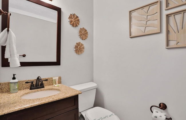 Kiss the Wave - Spacious 4BR 3BA w Pool hot tub - Foto 30