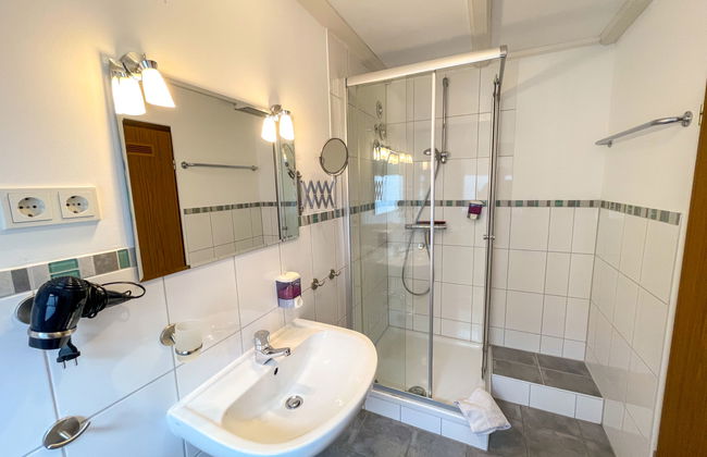 2 bedroom Apartment in Thalfang with garden - Photo 16