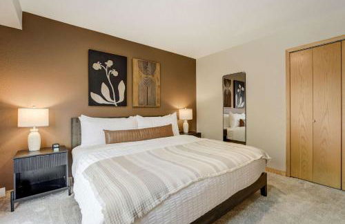 Sunstone Mesa Luxe Broadmoor Getaway w Hot Tub - Foto 54