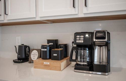 Modern Spacious 6BR Villa with Game Loft 5 Min to Strip, Stadium & Shopping! - Foto 35