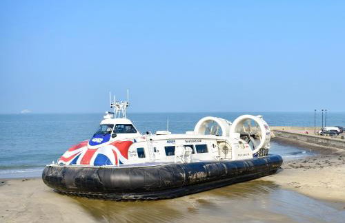 Coastguard Cottage - Photo 17