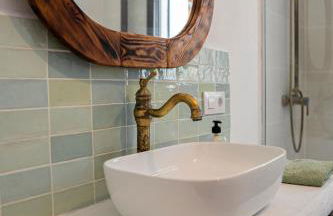 Villa en Cala Morell con piscina privada en el bosque - Foto 18