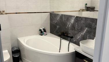 PFB Premium Apartment - Photo 4