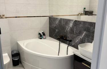 PFB Premium Apartment - Photo 4