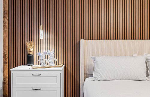 Stunning 5B45B, Heated Pool & BBQ - Photo 25