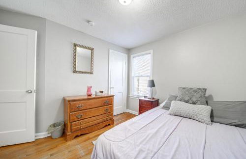 Walk to Lake Erie and Beach Access Home with Deck! - Foto 18