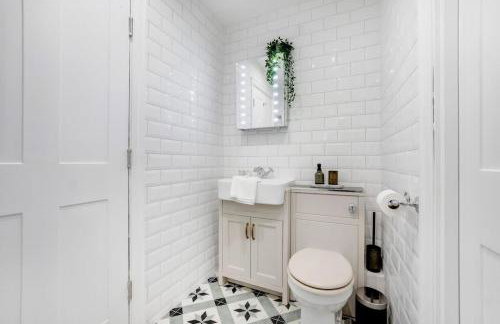 NEW! Boutique 1BR in Hartlepool - Photo 23