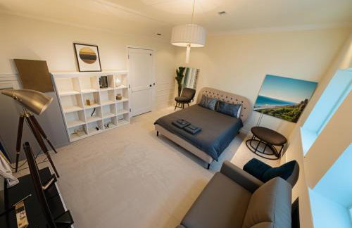 Spacious 4-bed townhouse with parking - Foto 8