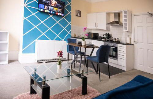 Rugby 1-BR Apt, Parking, City Centre, Sleeps 3 - Foto 35