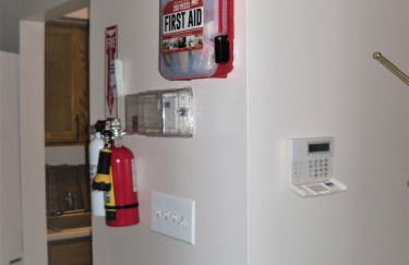 Booking.Com Exxlusive: Fully Furnished One Bedroom Entire Apartment With Full Size Bed. For One Person Or Couple, Soulmate Positive Friendship - Foto 23