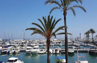 CASARES appart 2 ch dans parc tropical avec vue sur mer, montagne et piscine - Photo 31