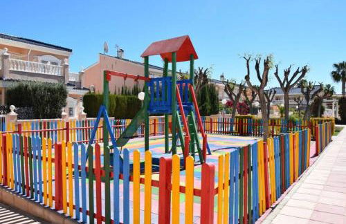 Gran Alicante Bungalow in Beach Resort - Foto 19